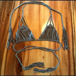 Acacia locals bikini top in Opihi